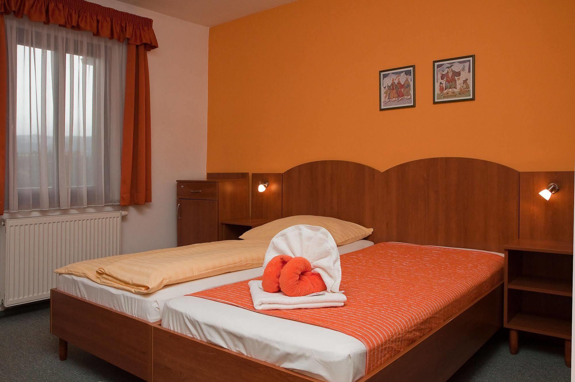 Hotel Antonietta Teplice Luaran gambar